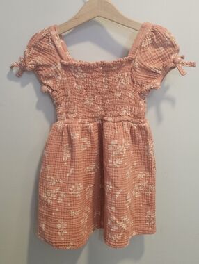 Modern Moments Gerber Peach Floral Smocked Cotton Dress In Size 4T
